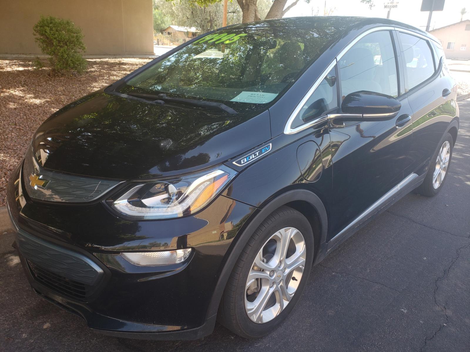 2018 /gray and black Chevrolet Bolt EV LT (1G1FW6S02J4) with an ELECTRIC engine, 1A transmission, located at 323 E Dunlap Ave., Phoenix, AZ, 85020, (602) 331-9000, 33.567677, -112.069000 - 2018 Chevrolet Bolt LT,.......A Must See!! ONLY 49K MILES!!!.... No accidents, Ice cold AC. The car is gorgeous inside and out. Power windows, Power door locks, Touch screen Stereo, Phone sync, Bluetooth, Satellite compatible, Backup camera, Beautiful gray and black interior with gray cloth seats in - Photo #0