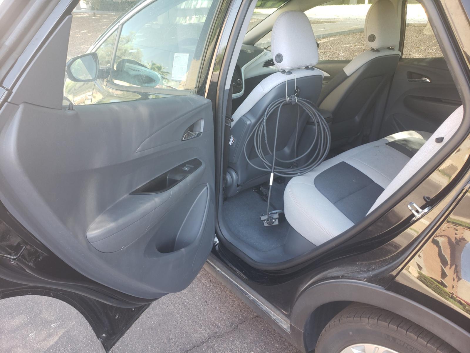 2018 /gray and black Chevrolet Bolt EV LT (1G1FW6S02J4) with an ELECTRIC engine, 1A transmission, located at 323 E Dunlap Ave., Phoenix, AZ, 85020, (602) 331-9000, 33.567677, -112.069000 - 2018 Chevrolet Bolt LT,.......A Must See!! ONLY 49K MILES!!!.... No accidents, Ice cold AC. The car is gorgeous inside and out. Power windows, Power door locks, Touch screen Stereo, Phone sync, Bluetooth, Satellite compatible, Backup camera, Beautiful gray and black interior with gray cloth seats in - Photo #10