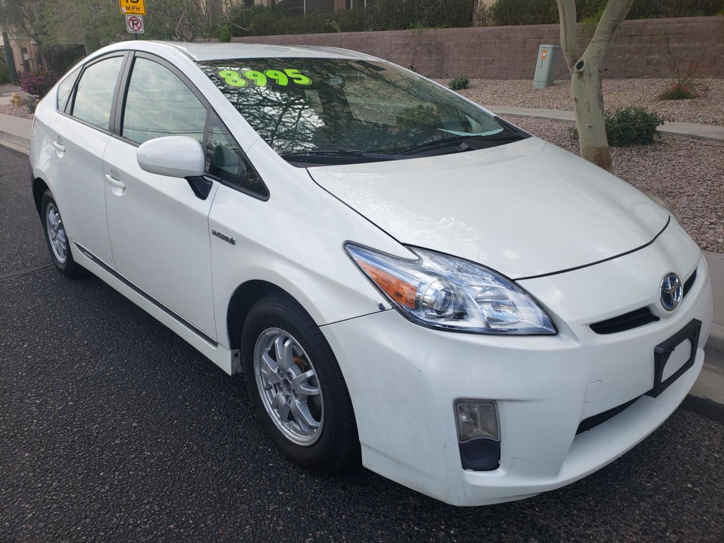 2010 WHITE /Tan and black Toyota Prius Prius II (JTDKN3DU8A0) with an 1.8L L4 DOHC 16V engine, Continuously Variable Transmisson transmission, located at 323 E Dunlap Ave., Phoenix, AZ, 85020, (602) 331-9000, 33.567677, -112.069000 - 2010 Toyota Prius,....... EXCELLENT condition, A Real Must See!!.... No accidents, Power everything, Ice cold ac, Stereo/CD player, Clean black and tan interior with tan cloth seats in near perfect condition, power windows, power door locks, clean Arizona title, Runs and Drives Excellent. passed emi - Photo#2