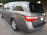 2011 /gray Honda Odyssey EX-L (5FNRL5H63BB) with an 3.5L V6 SOHC 24V engine, 5-Speed Automatic transmission, located at 323 E Dunlap Ave., Phoenix, AZ, 85020, (602) 331-9000, 33.567677, -112.069000 - 2011 Honda Odyssey EX-L,....... EXCELLENT condition, A Real Must See!!.... No accidents, Clean inside and out, Ice cold ac, Third row seating, Rear ac second and third seats, Gray interior with gray leather seats in good condition and the van is gorgeous. Stereo/cd player, satellite compatible, Blue - Photo#5