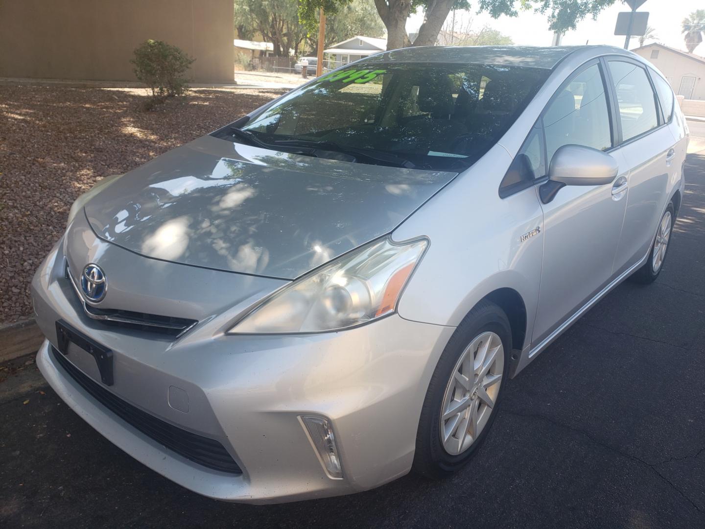 2012 /gray and lite gray Toyota Prius five (JTDZN3EU5C3) with an 1.8L L4 DOHC 16V engine, 4-Speed Automatic transmission, located at 323 E Dunlap Ave., Phoenix, AZ, 85020, (602) 331-9000, 33.567677, -112.069000 - 2012 Toyota Prius v,....... EXCELLENT condition, A Real Must See!!.... No accidents, Power everything, Ice cold ac, Stereo/CD player, bluetooth, phone sync, Clean lite gray and gray interior with gray cloth seats in near perfect condition, power windows, power door locks, clean Arizona title, Runs a - Photo#0