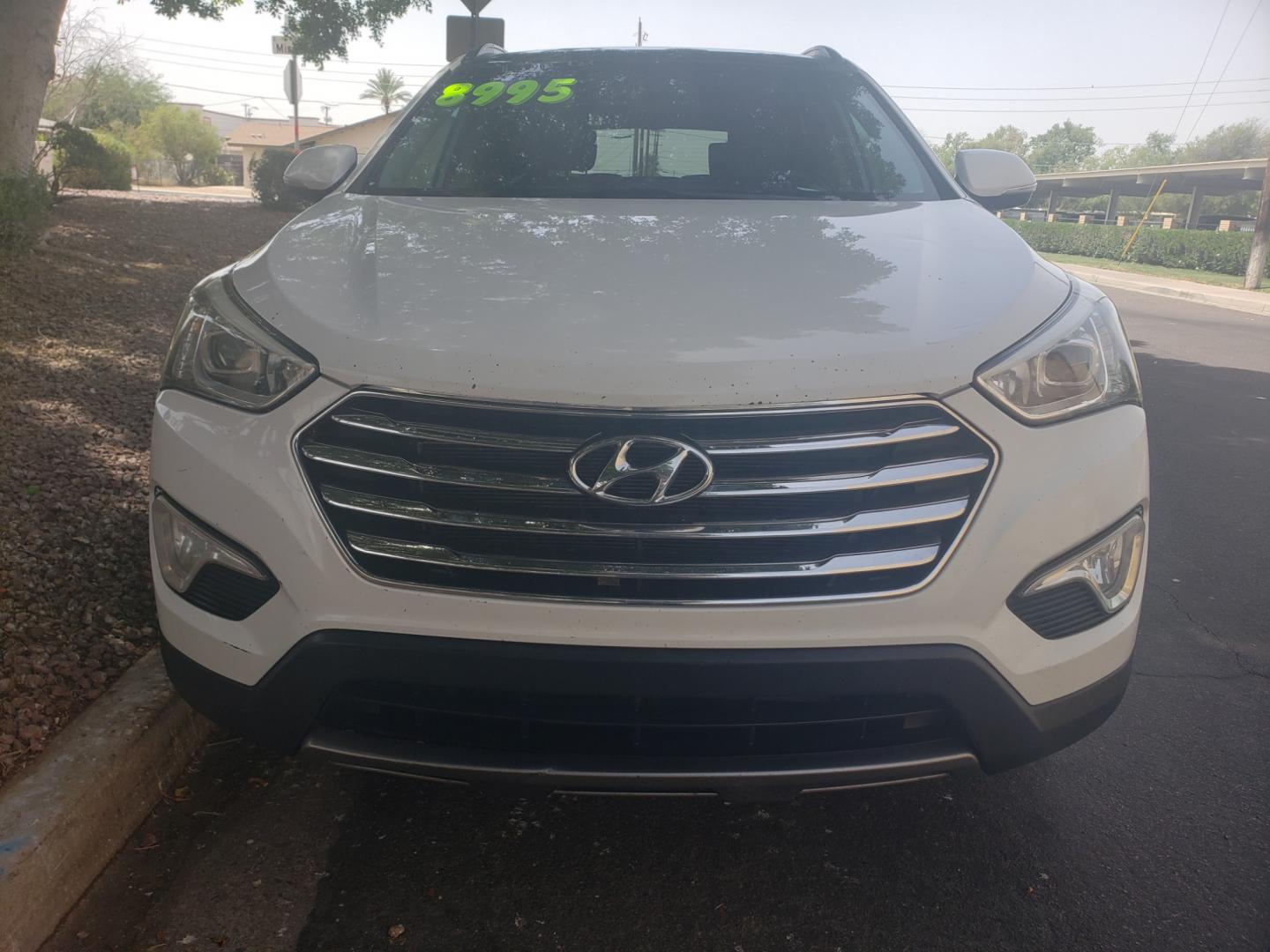 2014 /gray and black Hyundai Santa Fe gls (KM8SR4HF7EU) with an 3.3l v6 engine, 6-Speed Automatic transmission, located at 323 E Dunlap Ave., Phoenix, AZ, 85020, (602) 331-9000, 33.567677, -112.069000 - 2014 Hyundai Santa Fe GLS,.....A Must See!! No accidents, Ice cold AC. The car is gorgeous inside and out. Power windows, Power door locks, Touch screen Stereo/CD Player, Phone sync, Bluetooth, Satellite compatible, Backup camera, Navigation, 3RD Row seating, Rear a/c, Gorgeous tinted sunroof, Beaut - Photo#1