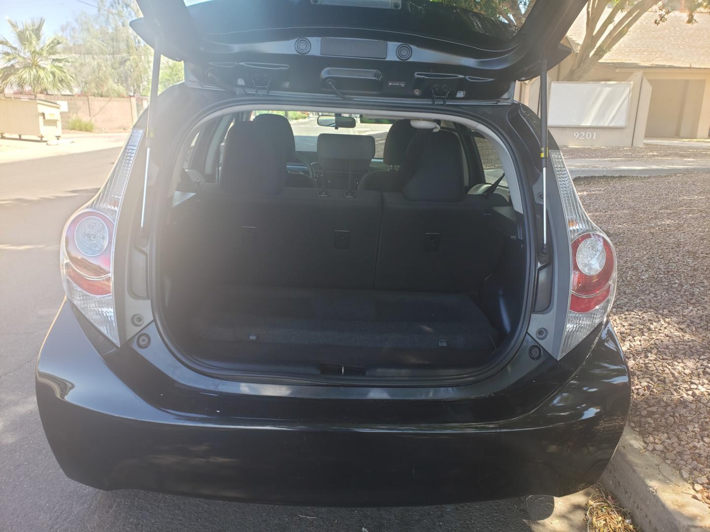 2014 /gray and black Toyota Prius c c (JTDKDTB31E1) with an 1.5l i4 engine, cvt transmission, located at 323 E Dunlap Ave., Phoenix, AZ, 85020, (602) 331-9000, 33.567677, -112.069000 - 2014 Toyota Prius C,..... EXCELLENT condition, A Real Must See!!.... No accidents, Power everything, Ice cold ac, Touch screen Stereo/CD player, bluetooth, phone sync, Navigation, satellite cpmaptible, Backup camera, Clean black and gray interior with two tone cloth seats in near perfect condition, - Photo#16