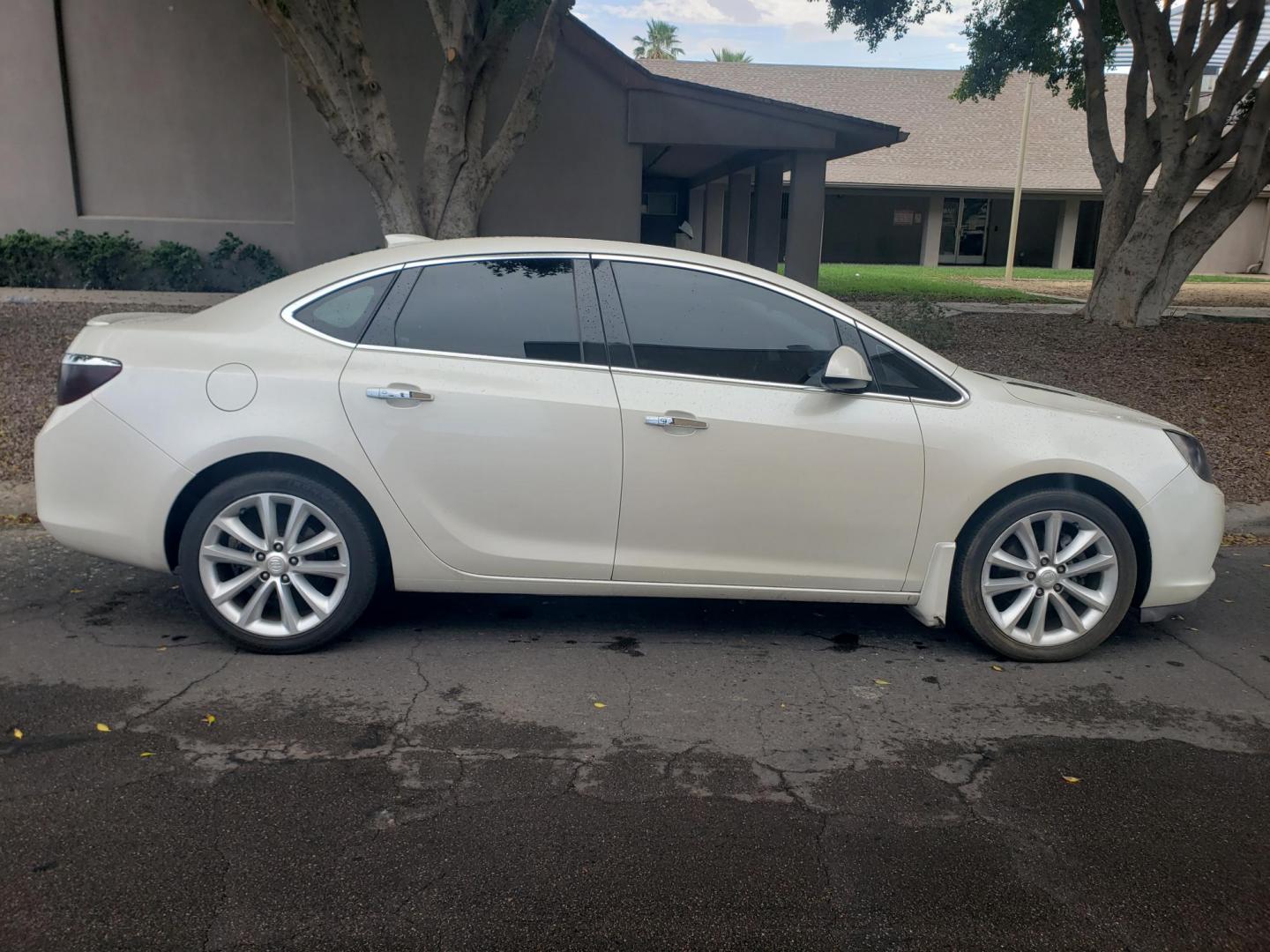 2015 WHITE /brown and tan Buick Verano ptg (1G4PT5SV1F4) with an 2.0L L4 DOHC 16V engine, automatic transmission, located at 323 E Dunlap Ave., Phoenix, AZ, 85020, (602) 331-9000, 33.567677, -112.069000 - 2015 Buick Verano 4dr Sdn Premium Turbo Group,……. EXCELLENT condition,…… A Real Must See!!.... No accidents, Power everything, Ice cold ac, brown and tan interior with tan leather seats in near perfect condition, power windows, power door locks, stereo/cd player, phone sync, blue tooth, back - Photo#3