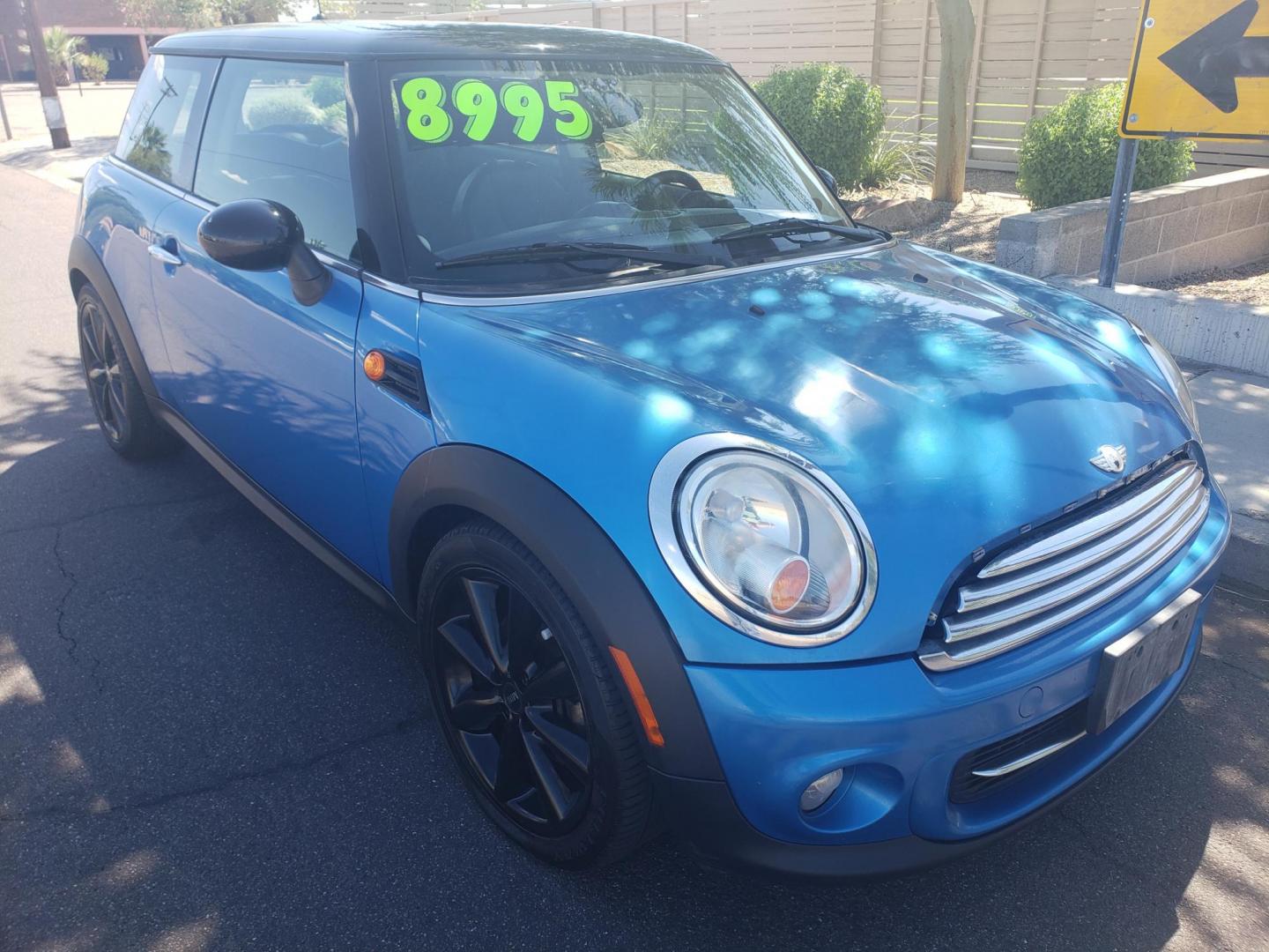 2012 /gray and black Mini Cooper Base (WMWSU3C58CT) with an 1.6L L4 DOHC 16V TURBO engine, automatic transmission, located at 323 E Dunlap Ave., Phoenix, AZ, 85020, (602) 331-9000, 33.567677, -112.069000 - 2012 Mini Cooper Base,......A Must See!!..... No accidents,.... Ice cold AC. The car is gorgeous inside and out. Power windows, Power door locks, Stereo/CD Player, Phone sync, Bluetooth, Backup camera, Beautiful gray and Black interior with Black leather seats in near perfect condition, Incredible g - Photo#2