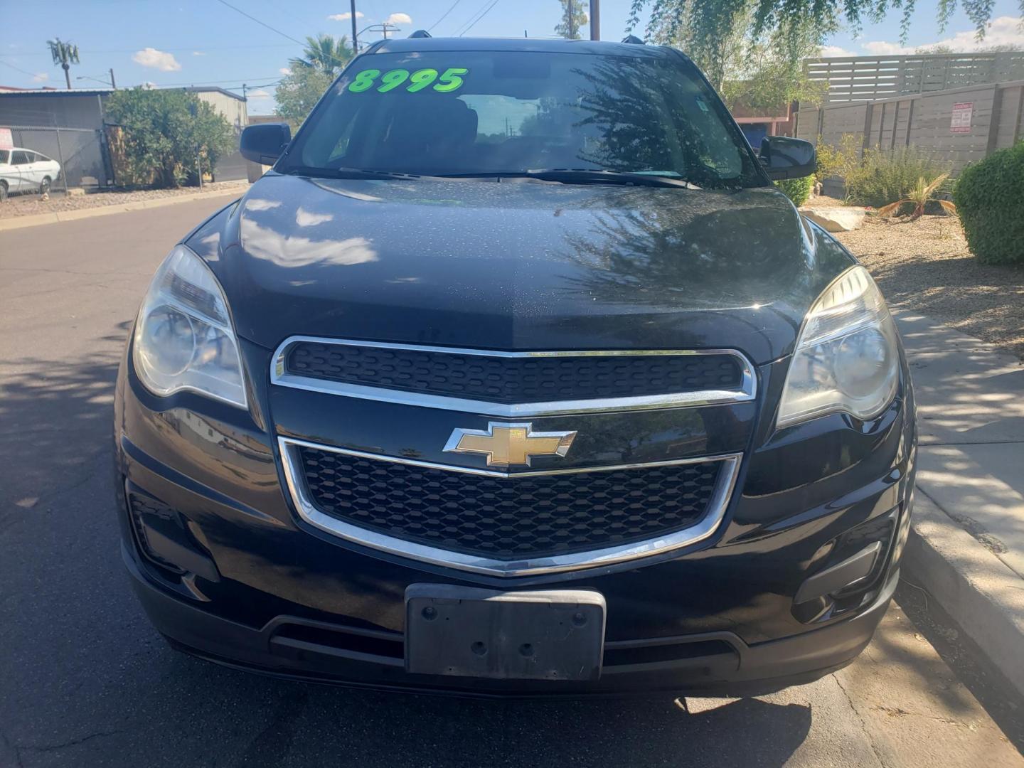 2013 /gray and black Chevrolet Equinox 1LT 2WD (2GNALDEK7D6) with an 2.4L L4 DOHC 16V engine, 6-Speed Automatic transmission, located at 323 E Dunlap Ave., Phoenix, AZ, 85020, (602) 331-9000, 33.567677, -112.069000 - 2013 Chevrolet Equinox 1LT 2WD,……..EXCELLENT condition,......Ice Cold A/C, Clean Black and gray interior with black cloth seats in near perfect condition, Tune up, Stereo/CD Player, Bluetooth, Phone sync, Satellite compatible, Backup camera, This suv is gorgeous inside and out, Incredible gas mi - Photo#1