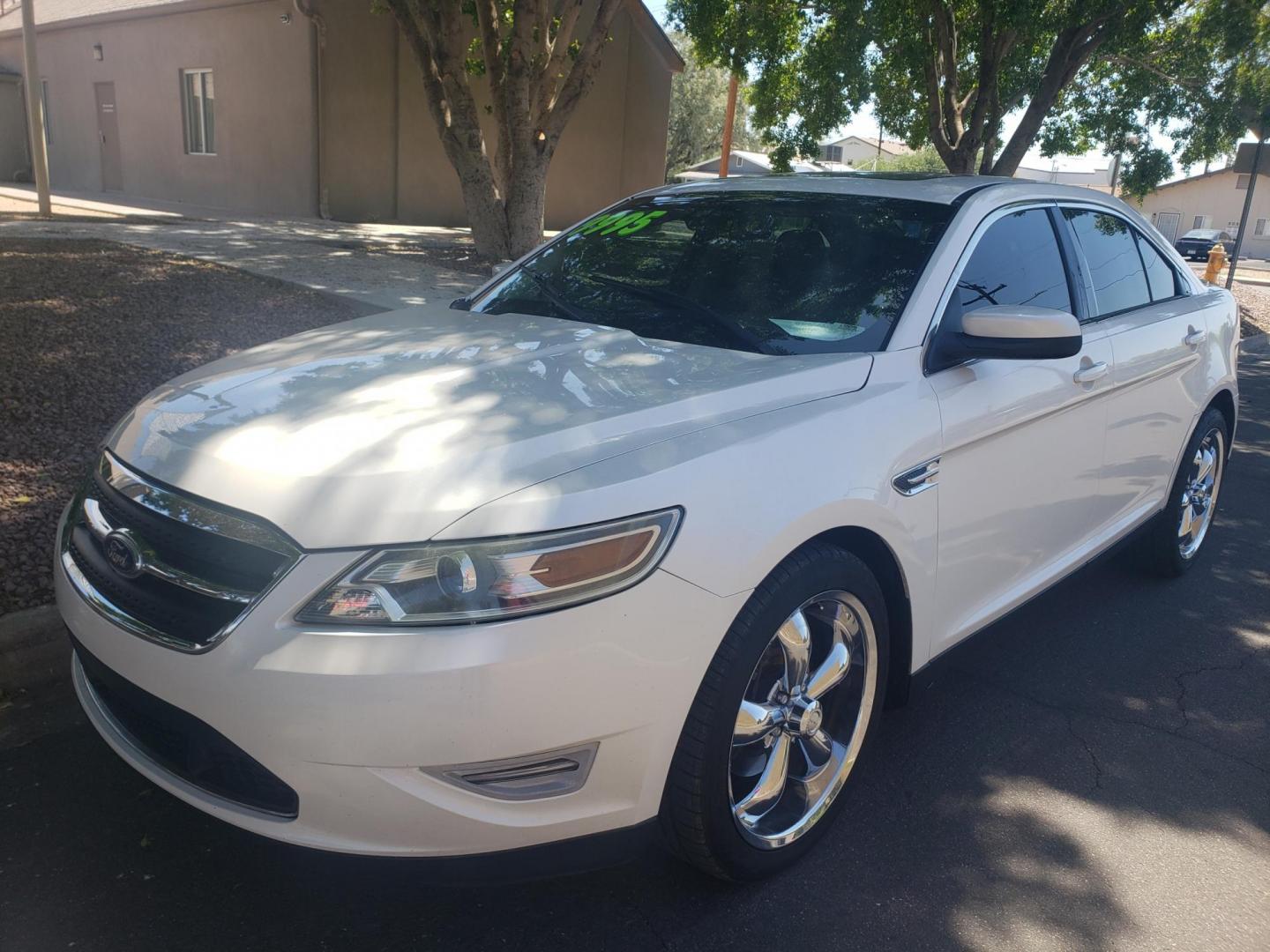 2011 /gray and black and brown Ford Taurus SHO FWD (1FAHP2KT1BG) with an 3.5L V6 DOHC 24V engine, 6-Speed Automatic transmission, located at 323 E Dunlap Ave., Phoenix, AZ, 85020, (602) 331-9000, 33.567677, -112.069000 - 2011 Ford Taurus SHO FWD,……. EXCELLENT condition,…… A Real Must See!!.... No accidents, Power everything, Ice cold ac, brown and gray and black interior with to tone leather seats in near perfect condition, power windows, power door locks, Touch screen stereo/cd player, phone sync, blue toot - Photo#0