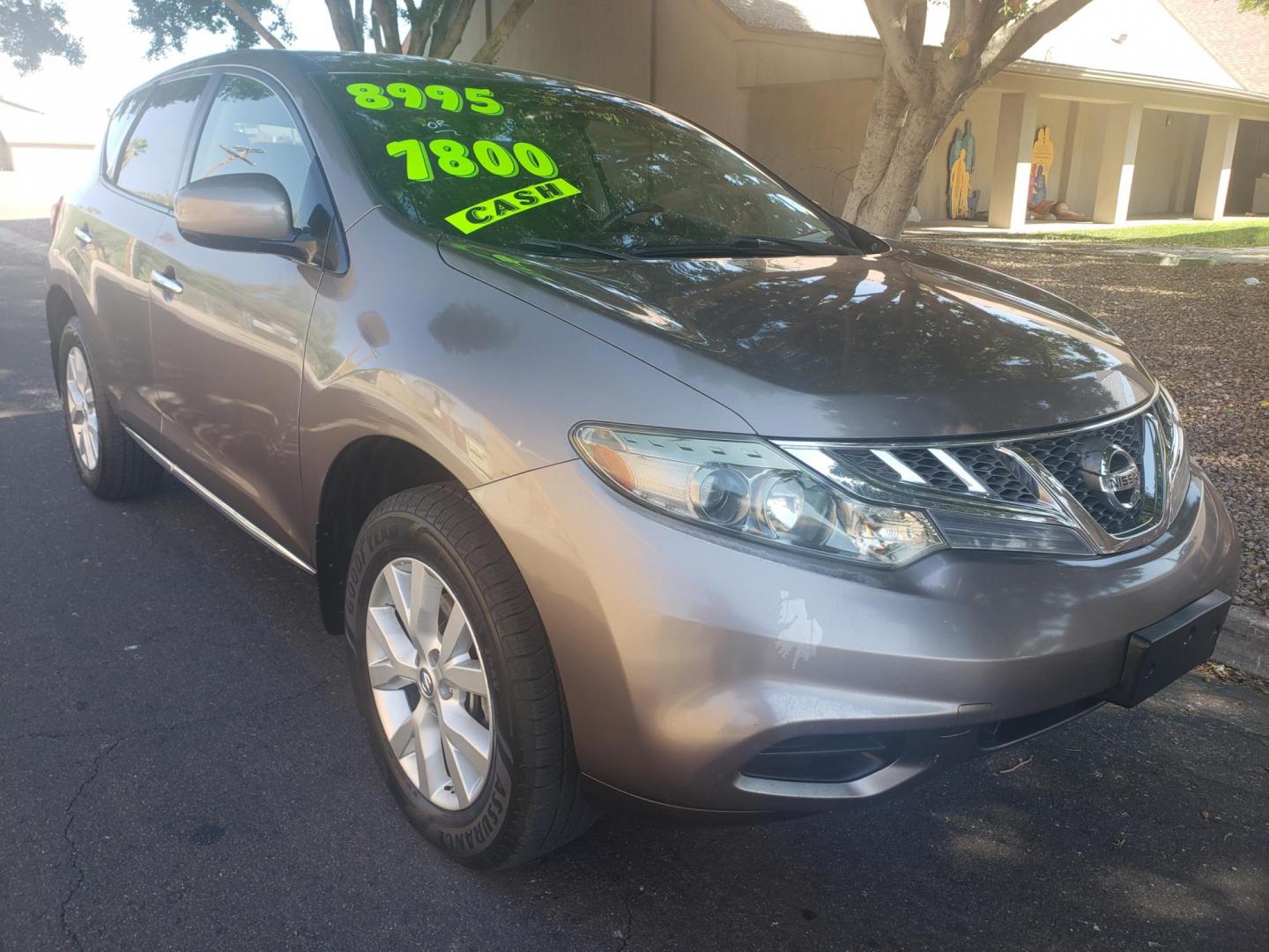 2014 /gray and black Nissan Murano SL AWD (JN8AZ1MW1EW) with an 3.5L V6 DOHC 24V engine, Continuously Variable Transmission transmission, located at 323 E Dunlap Ave., Phoenix, AZ, 85020, (602) 331-9000, 33.567677, -112.069000 - Photo#2