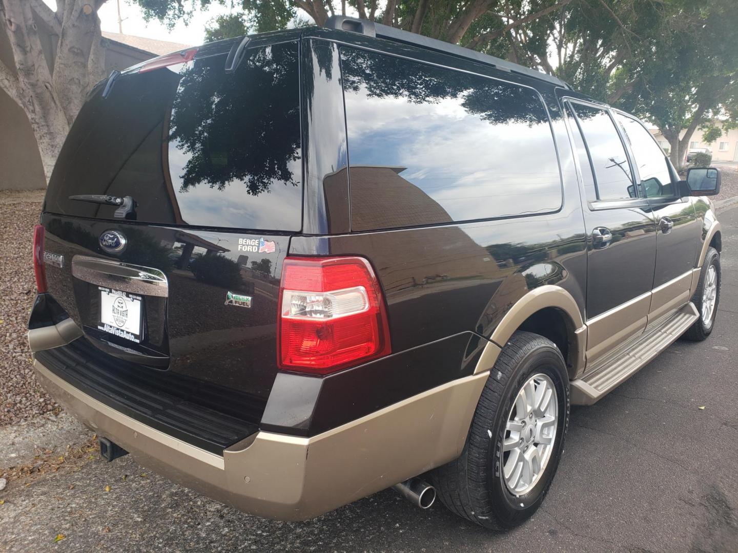 2014 black /tan Ford Expedition EL King Ranch 4WD (1FMJK1J56EE) with an 5.4L V8 SOHC 16V FFV engine, 6-Speed Automatic transmission, located at 323 E Dunlap Ave., Phoenix, AZ, 85020, (602) 331-9000, 33.567677, -112.069000 - 2014 Ford Expedition EL King Ranch 4WD,.......EXCELLENT condition,........ Ice Cold A/C, Clean tan interior with tan leather seats in near perfect condition, New Tires, New brakes, Tune up, Stereo/CD Player, Bluetooth, Phone sync, MP3 Player, Rear DVD Player, Backup camera, 3RD Row seating, Rear A/C - Photo#2