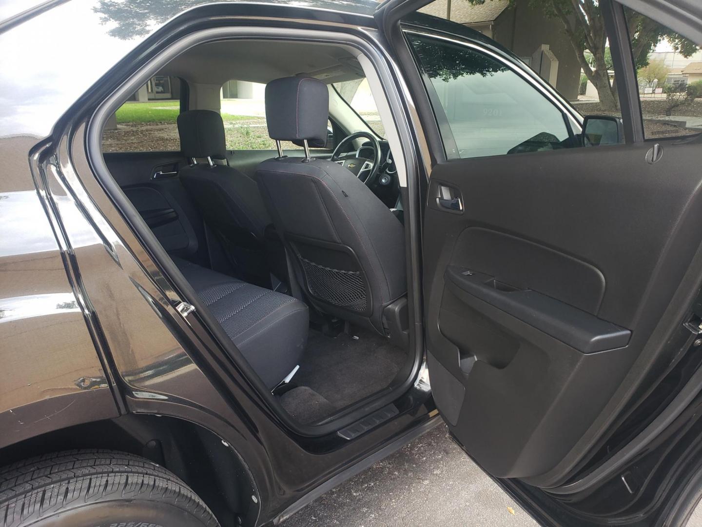 2011 black /gray and black Chevrolet Equinox 1LT 2WD (2CNALDEC1B6) with an 2.4L L4 DOHC 16V engine, 6-Speed Automatic transmission, located at 323 E Dunlap Ave., Phoenix, AZ, 85020, (602) 331-9000, 33.567677, -112.069000 - 2011 Chevrolet Equinox 1LT 2WD,……..EXCELLENT condition,......ONLY 93K MILES.........Ice Cold A/C, Clean Black and gray interior with black cloth seats in near perfect condition, New brakes, Tune up, Stereo/CD Player, Bluetooth, Phone sync, Satellite compatible, Backup camera, This SUV is gorgeo - Photo#14