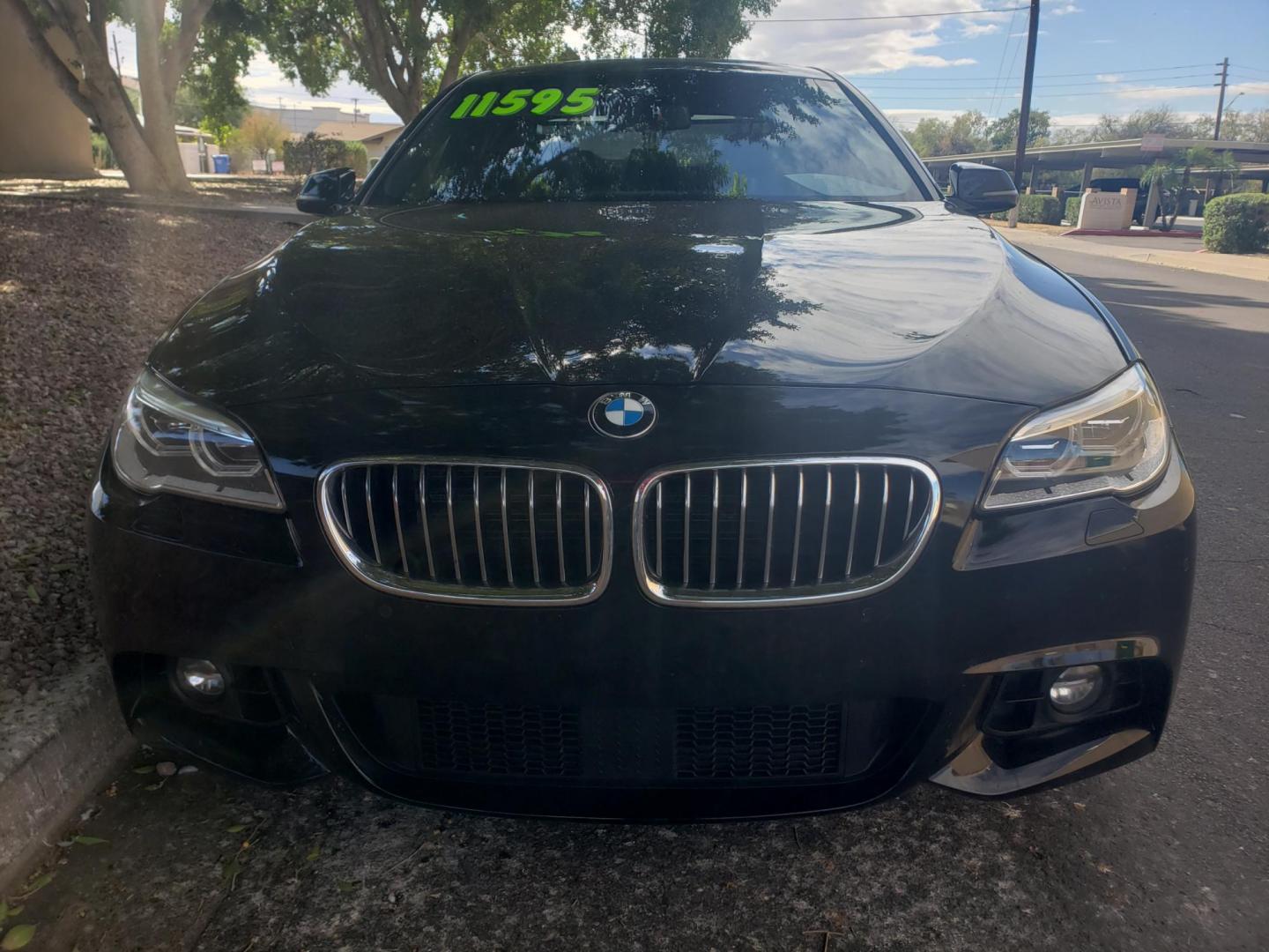 2014 black /black BMW 5-Series 535i xDrive (WBA5B3C58ED) with an 3.0L L6 DOHC 24V engine, 8-Speed Automatic transmission, located at 323 E Dunlap Ave., Phoenix, AZ, 85020, (602) 331-9000, 33.567677, -112.069000 - 2014 BMW 5-Series 535i X Drive,......A True Must See!!.... No accidents, Ice Cold AC, The car is gorgeous inside and out, power windows, power door locks, Gorgeous tinted sunroof, Stereo/Cd Player, Navigation, Phone sync, Bluetooth, Satellite radio compatible, Backup camera, Clean Black Interior wit - Photo#1