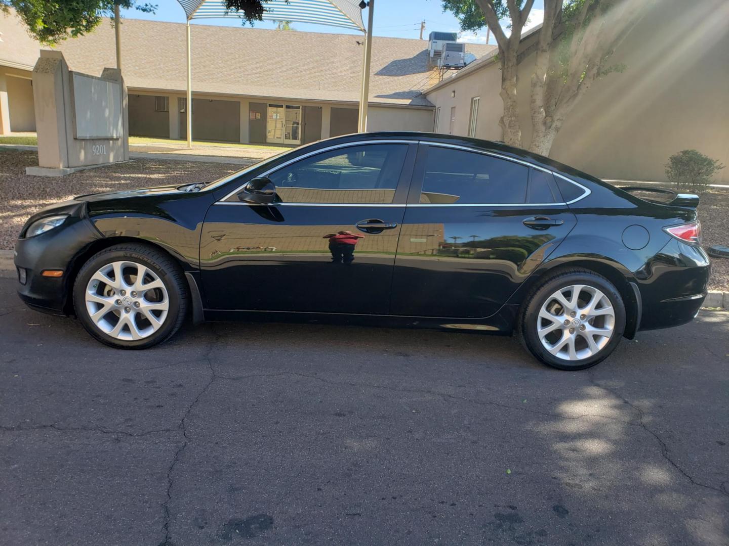 2010 black /Tan and black Mazda MAZDA6 s Grand Touring (1YVHZ8CB9A5) with an 3.7L V6 24V DOHC engine, 6-Speed Automatic transmission, located at 323 E Dunlap Ave., Phoenix, AZ, 85020, (602) 331-9000, 33.567677, -112.069000 - 2010 Mazda MAZDA6 s Grand Touring,…..A Must See!! ……..No accidents,……. Ice cold AC front and rear. The car is gorgeous inside and out. Power windows, Power door locks, Touch screen Stereo, Phone sync, Bluetooth, Satellite compatible, Navigation, Beautiful tan and black interior with tan le - Photo#6