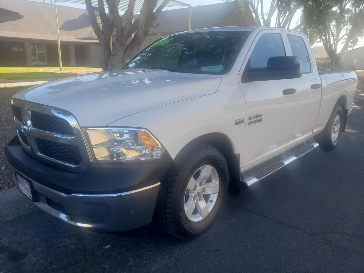 2016 WHITE /gray and black RAM 1500 Tradesman Quad Cab 2WD (1C6RR6FT4GS) with an 5.7L V8 OHV 16V engine, 6A transmission, located at 323 E Dunlap Ave., Phoenix, AZ, 85020, (602) 331-9000, 33.567677, -112.069000 - 2016 RAM 1500 Tradesman Quad Cab 2WD,.......EXCELLENT condition,........ Ice Cold A/C, Clean black and gray interior with gray cloth seats in near perfect condition, New brakes, Tune up, Stereo/CD Player, Bluetooth, Phone sync, satellite compatible, Ram bed boxs on each side, This SUV is gorgeous in - Photo#0