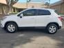 2019 WHITE /gray and black Chevrolet Trax LS FWD (3GNCJKSB0KL) with an 1.4L L4 DOHC 16V engine, 6A transmission, located at 323 E Dunlap Ave., Phoenix, AZ, 85020, (602) 331-9000, 33.567677, -112.069000 - 2019 Chevrolet Trax LS FWD,……. EXCELLENT condition,…… A Real Must See!!.... No accidents, Power everything, Ice cold ac, gray and black interior with black cloth seats in near perfect condition, power windows, power door locks, stereo/cd player, phone sync, blue tooth, clean Arizona title, R - Photo#6