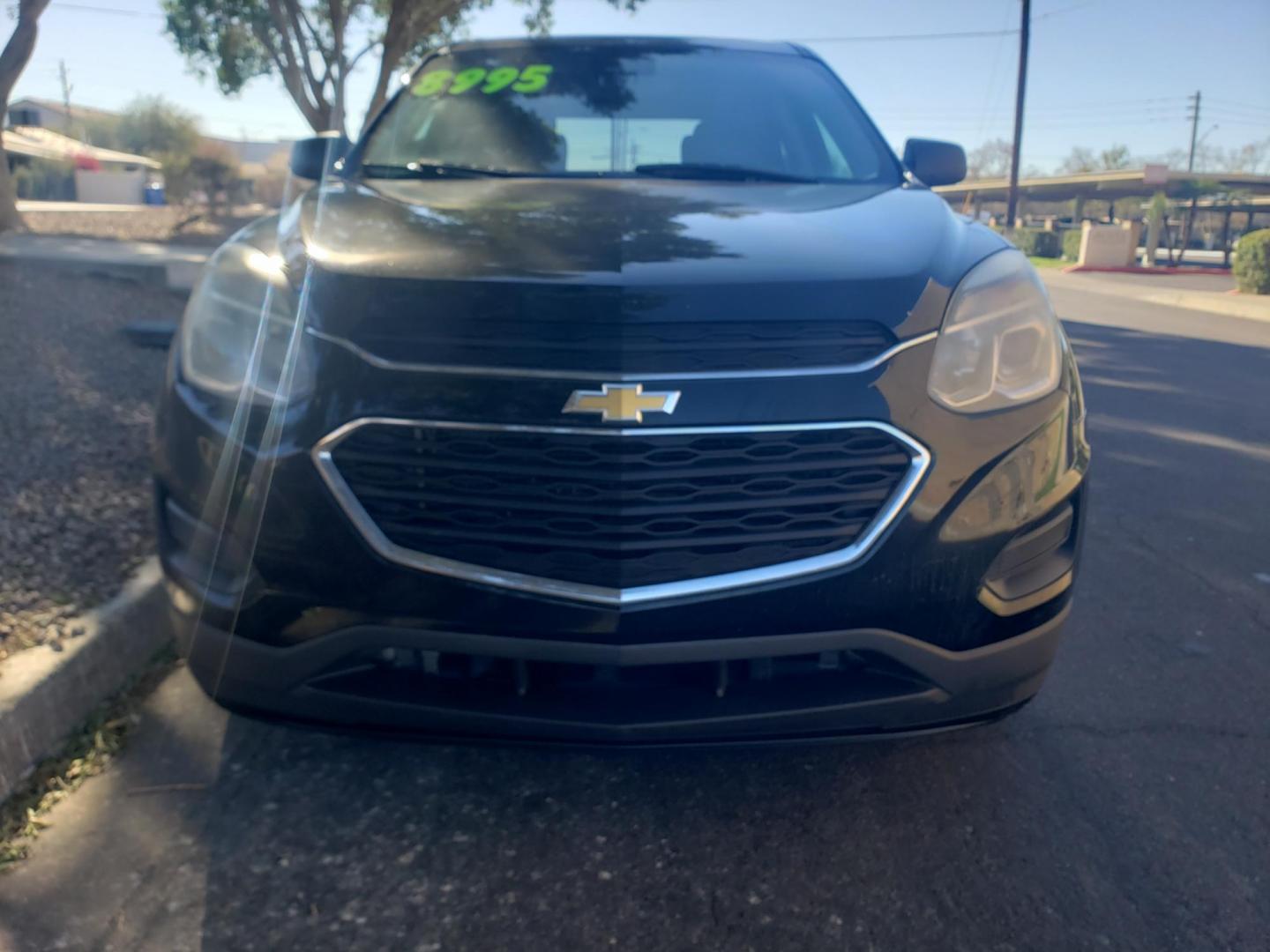 2017 Chevrolet Equinox LS 2WD (2GNALBEK6H1) with an 2.4L L4 DOHC 16V FFV engine, 6A transmission, located at 323 E Dunlap Ave., Phoenix, AZ, 85020, (602) 331-9000, 33.567677, -112.069000 - Photo#1