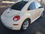 2007 yellow /Tan and black Volkswagen New Beetle 2.5L PZEV (3VWRG31C17M) with an 2.5L L5 DOHC 20V engine, 6-Speed Automatic transmission, located at 323 E Dunlap Ave., Phoenix, AZ, 85020, (602) 331-9000, 33.567677, -112.069000 - 2007 Volkswagen New Beetle 2.5L PZEV,.... CASH ONLY PRICING!!!......Ice Cold A/C, Black and tan interior with tan leather seats in near perfect condition, New brakes, Tune up, Stereo/CD/MP3 Player, satellite compatible, Gorgeous tinted sunroof This car is gorgeous inside and out, Incredible gas mil - Photo#3