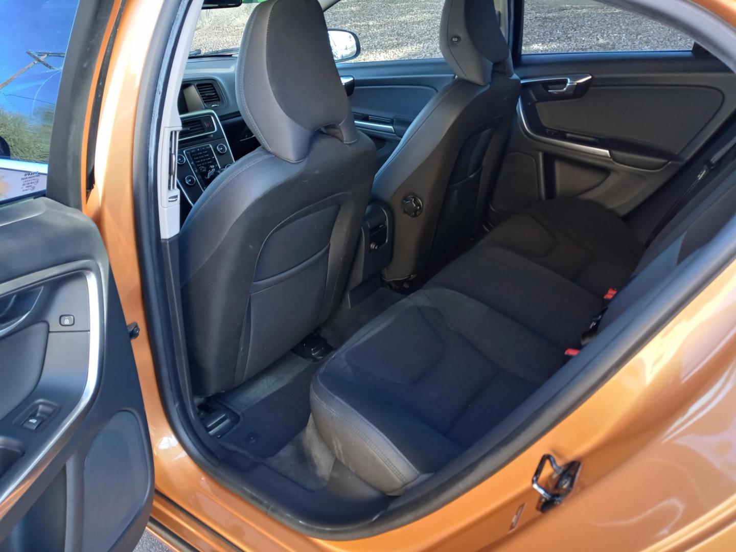 2012 bronze /gray and black Volvo S60 T5 (YV1622FS2C2) with an 2.5L L5 DOHC 20V TURBO engine, 6-Speed Automatic transmission, located at 323 E Dunlap Ave., Phoenix, AZ, 85020, (602) 331-9000, 33.567677, -112.069000 - Photo#10